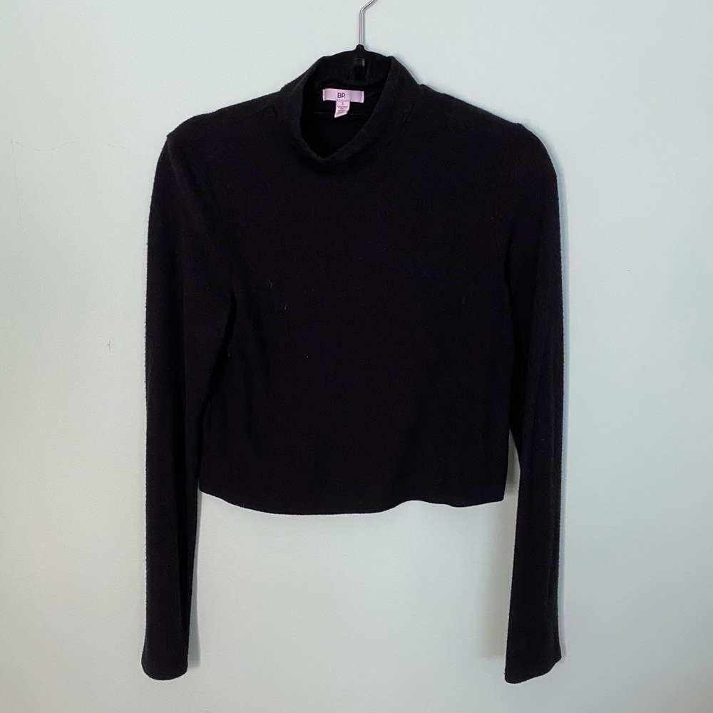 Cropped Black Turtleneck Sweater